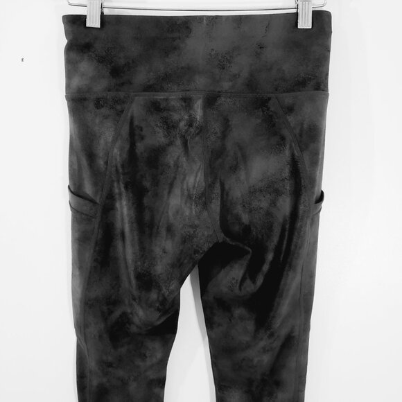 Fabletics Highwaisted Gray Camo Leggings - Picture 5 of 16